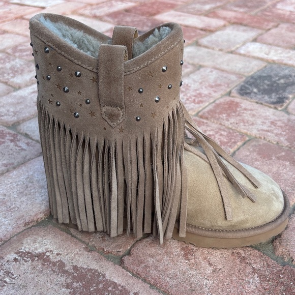 *SOLD* - Picture 7 of 14